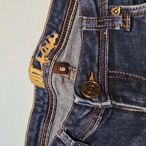 Kut From The Kloth Dark Blue Distressed Jeans Raw Hem‎ Size 6 - Picture 4 of 6